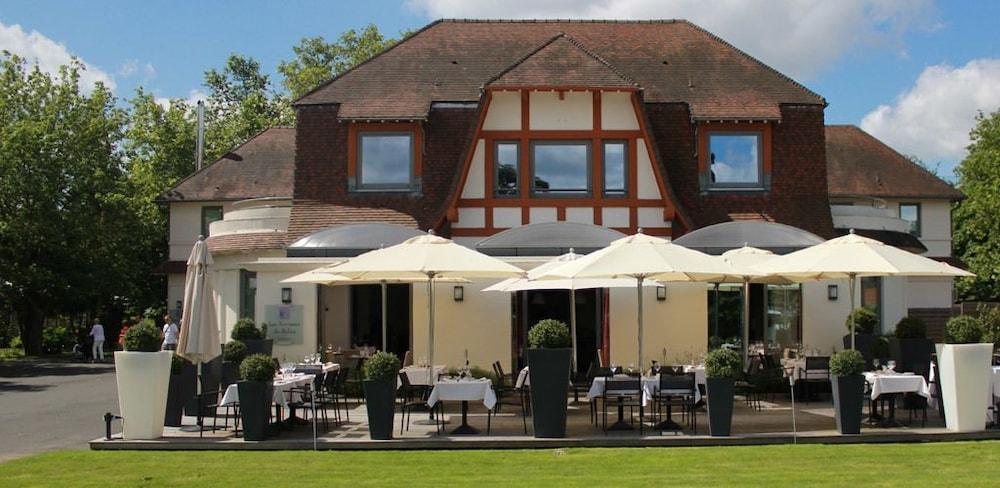 Le Relais De La Malmaison, A Member Of Radisson Individuals Rueil-Malmaison Exterior foto
