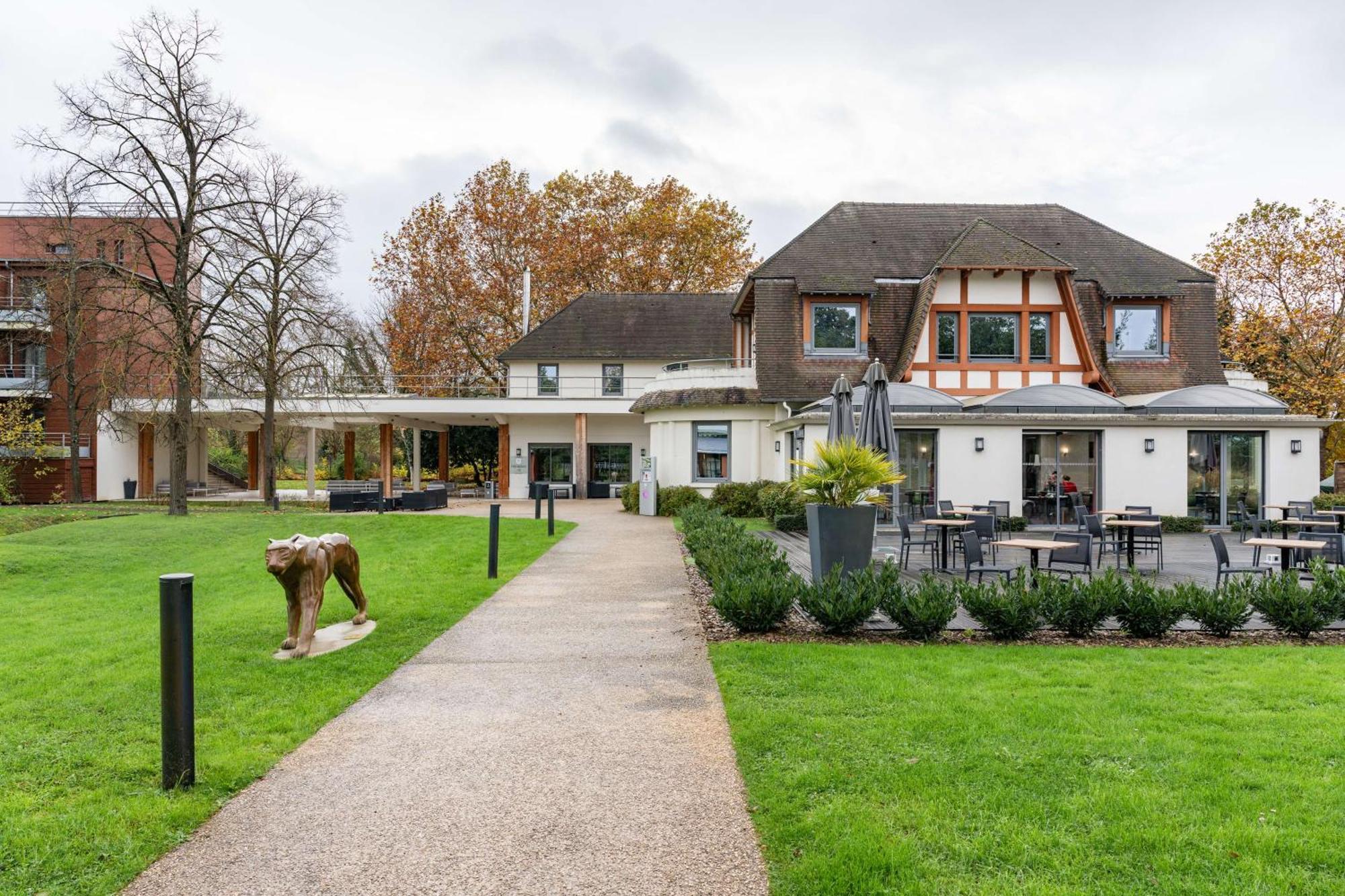 Le Relais De La Malmaison, A Member Of Radisson Individuals Rueil-Malmaison Exterior foto
